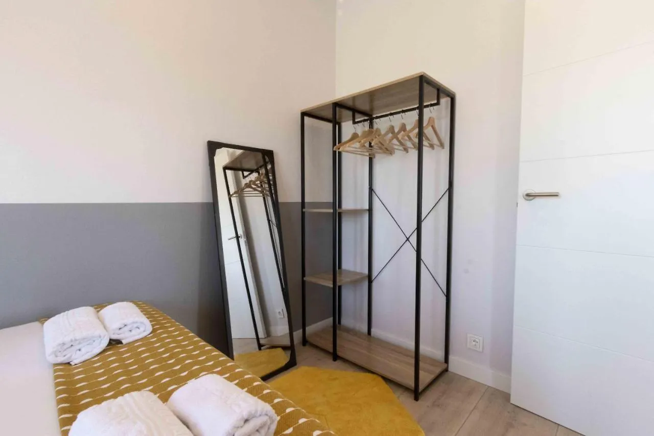 The Rentals Collection - Urgull San Sebastian Apartment